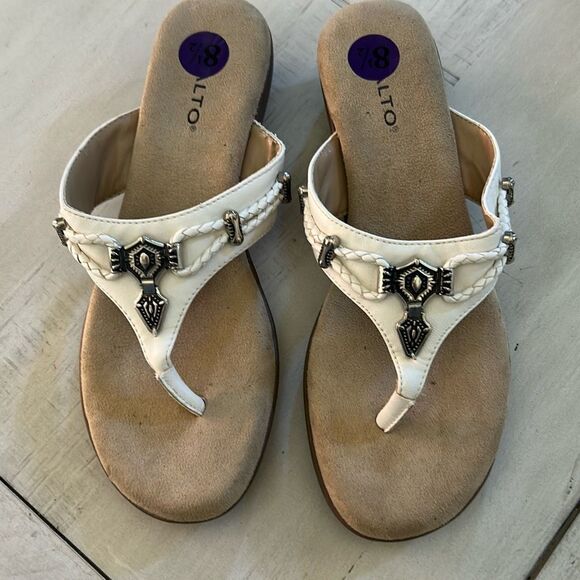 ALDO White & Tan Western Sandals NWT Size 8 - Picture 7 of 9